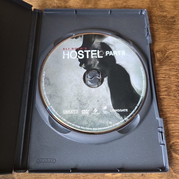 Lot of Hostel Part 1 & Part 2 (DVD, 2005, 2007) + Temporary Tattoo CIB - Picture 4 of 4